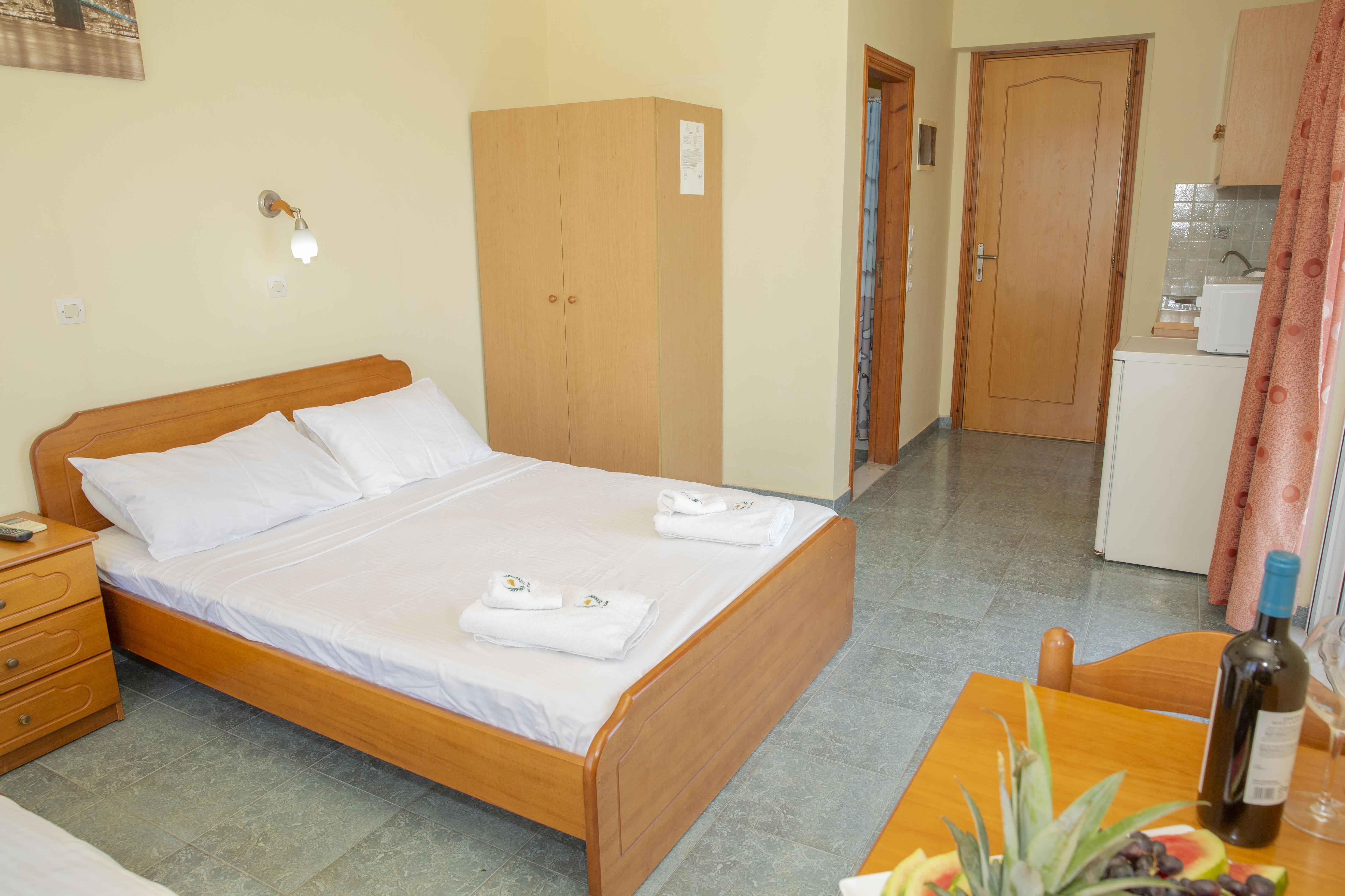 Alia Luxury Suites CCharaki Exterior foto