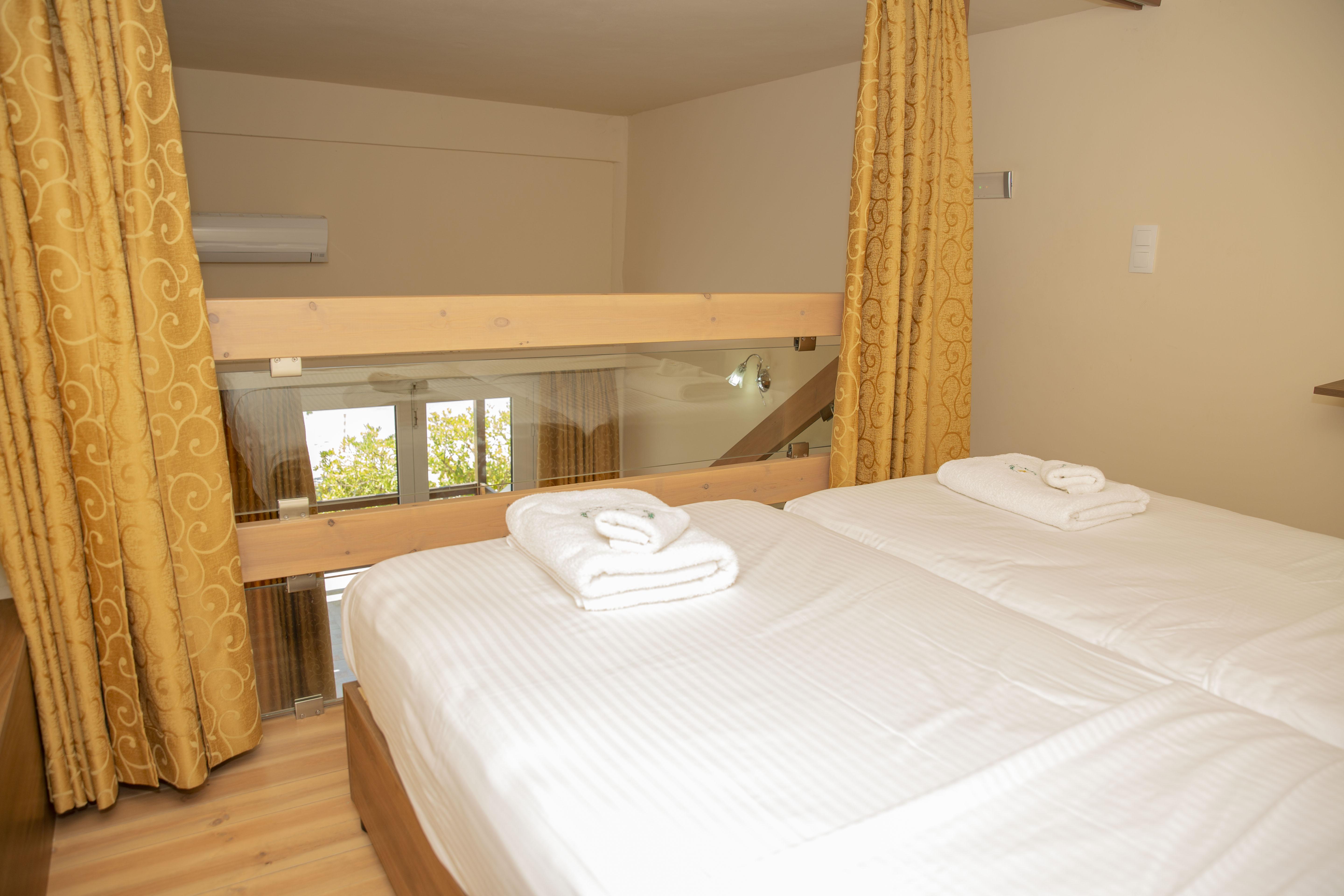 Alia Luxury Suites CCharaki Exterior foto