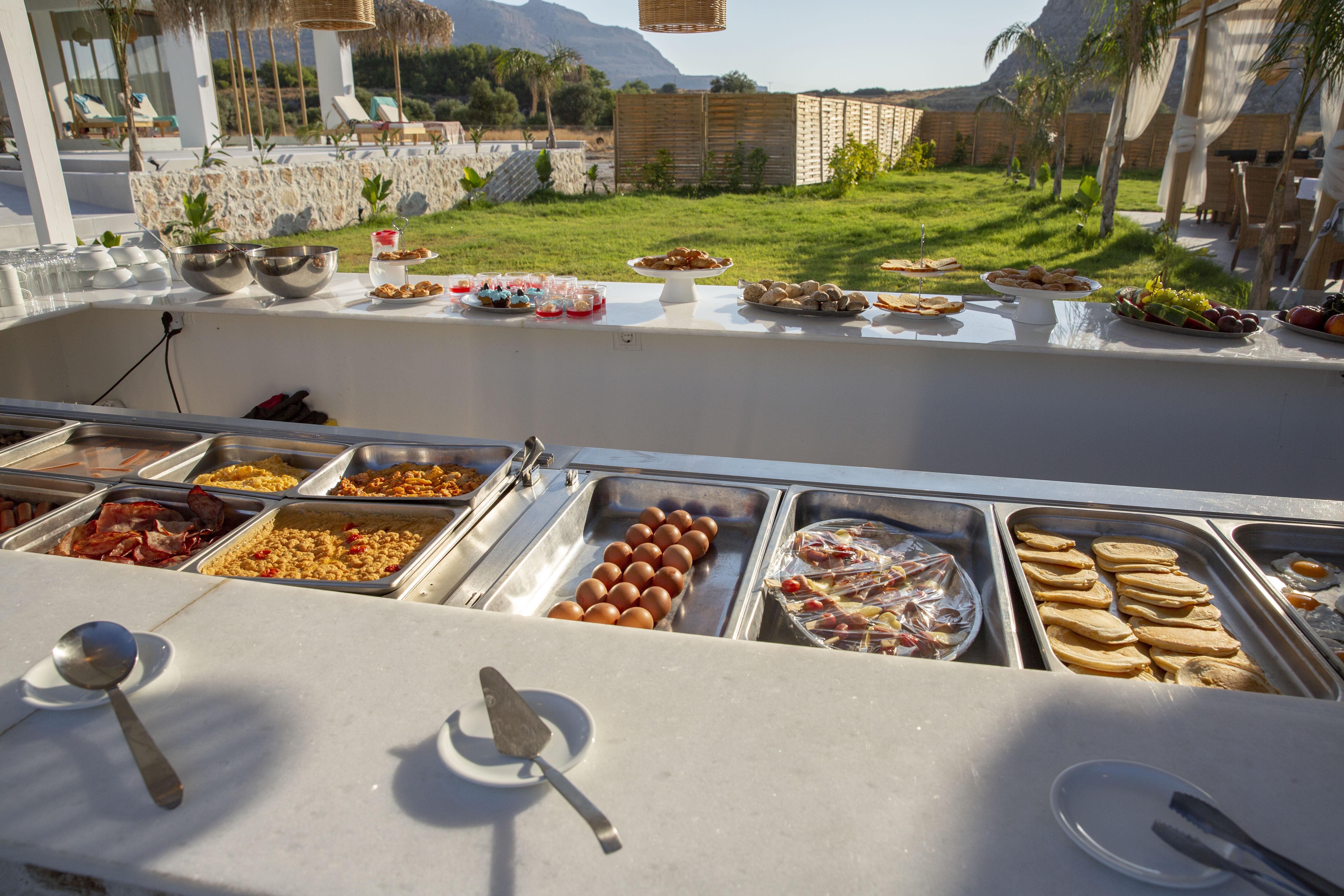 Alia Luxury Suites CCharaki Exterior foto