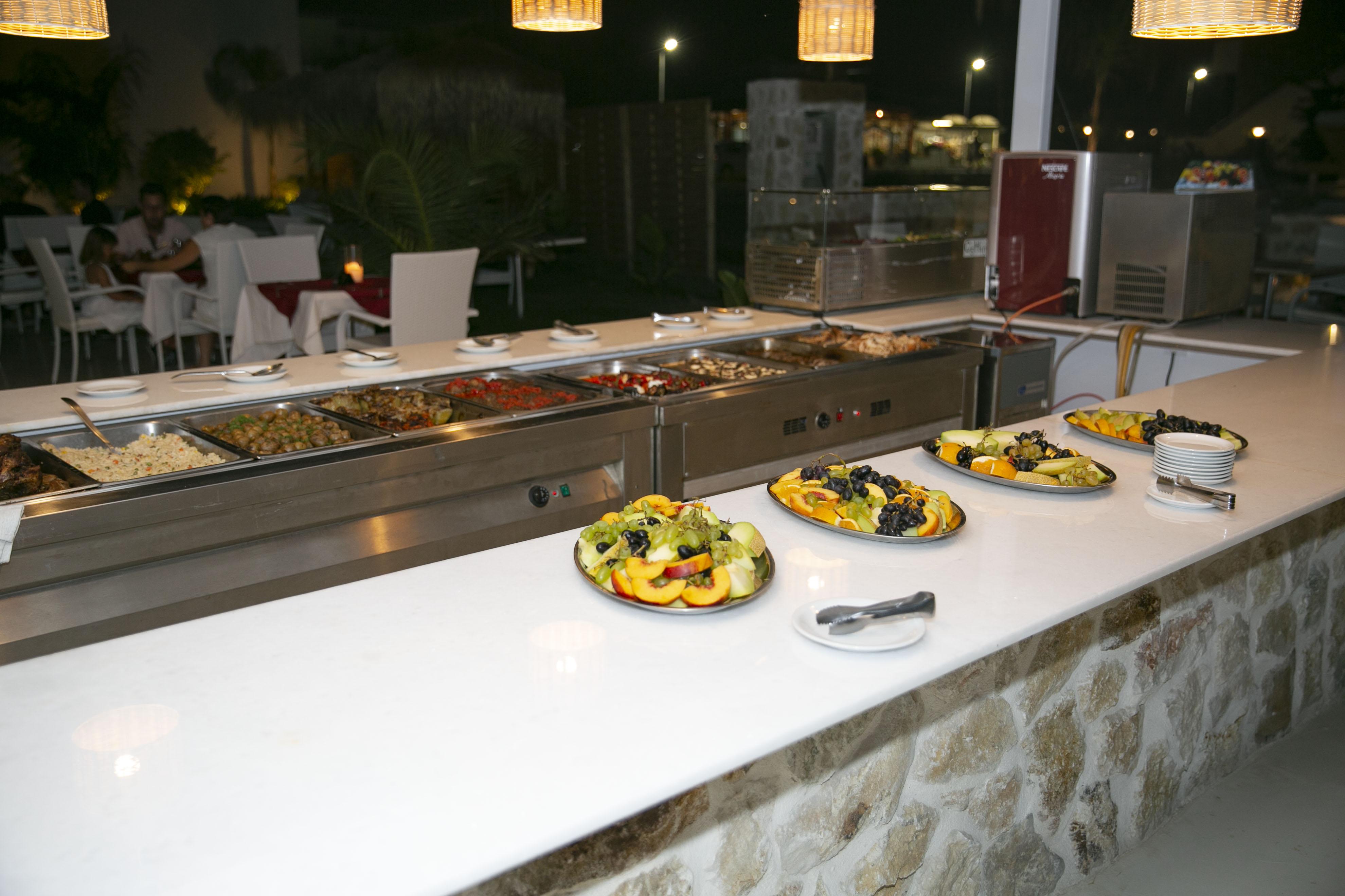 Alia Luxury Suites CCharaki Exterior foto