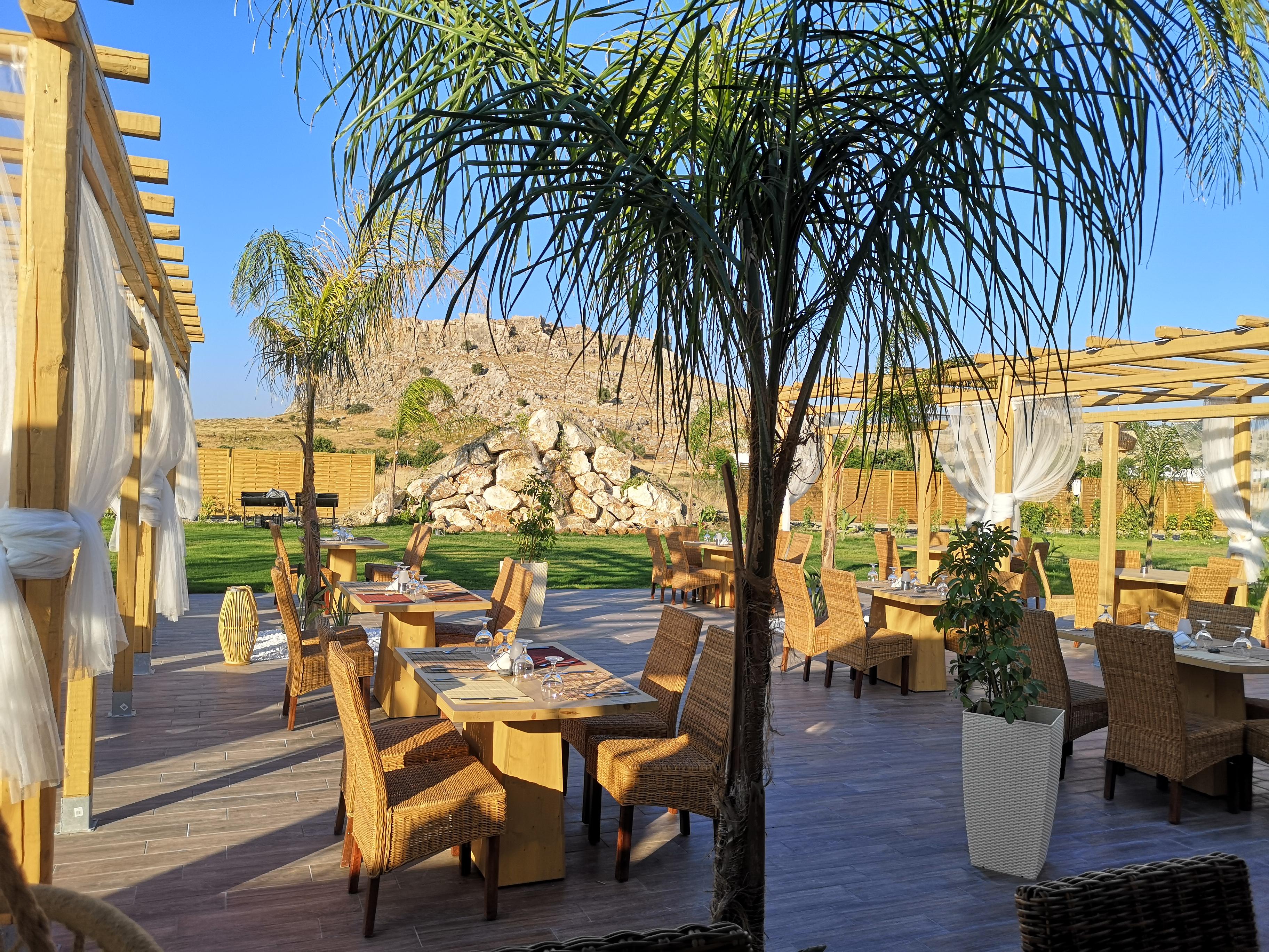 Alia Luxury Suites CCharaki Exterior foto