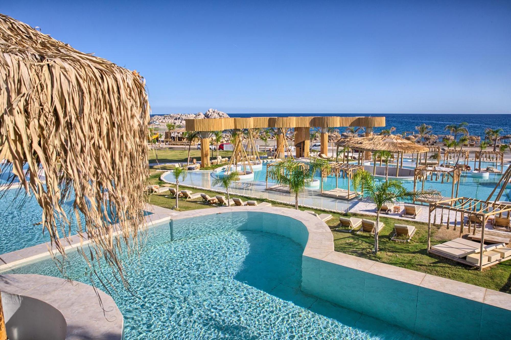 Alia Luxury Suites CCharaki Exterior foto