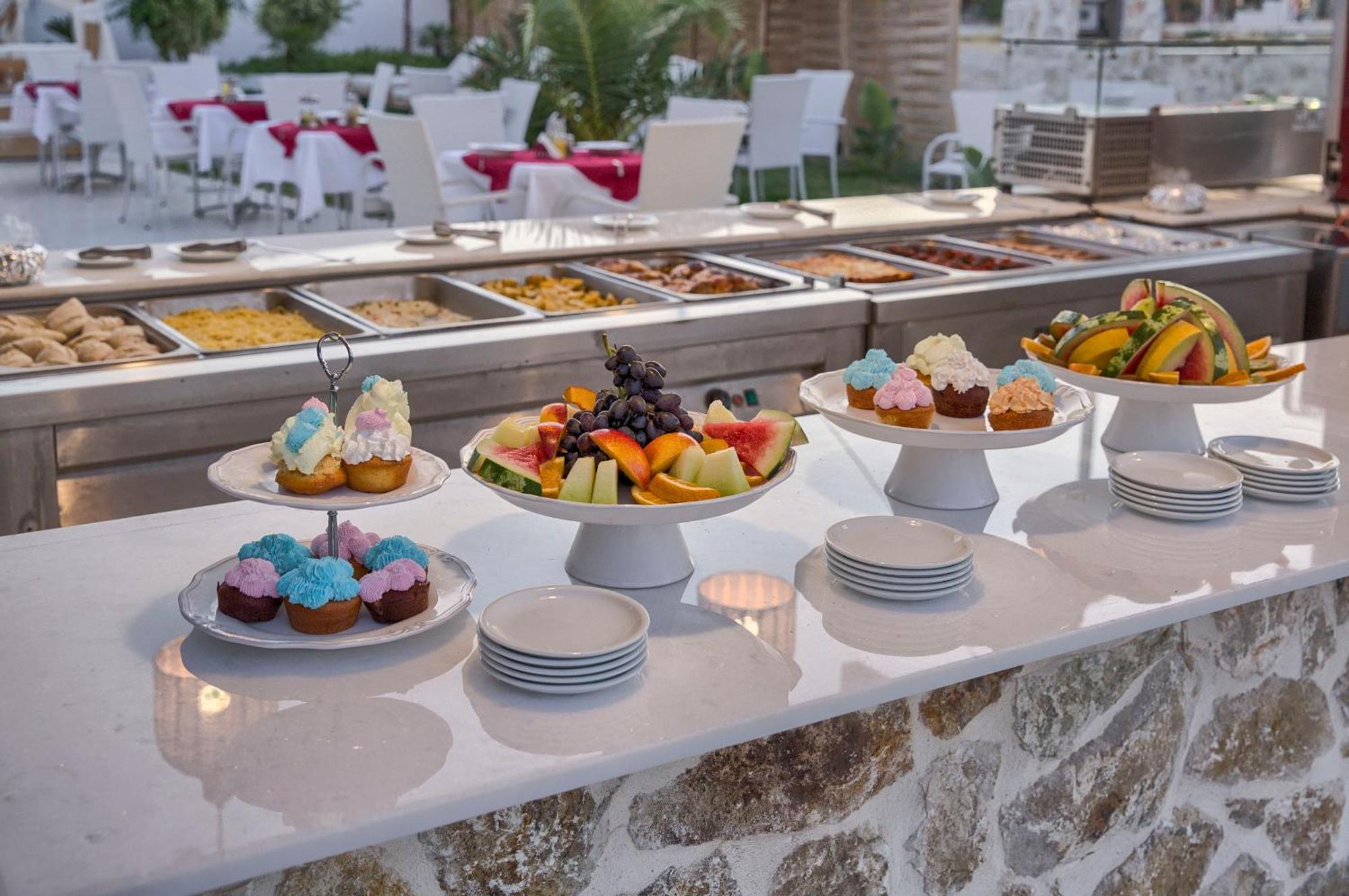 Alia Luxury Suites CCharaki Exterior foto